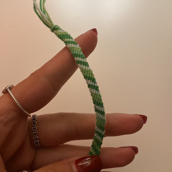 handmade bracelet - Picture 2 of 2